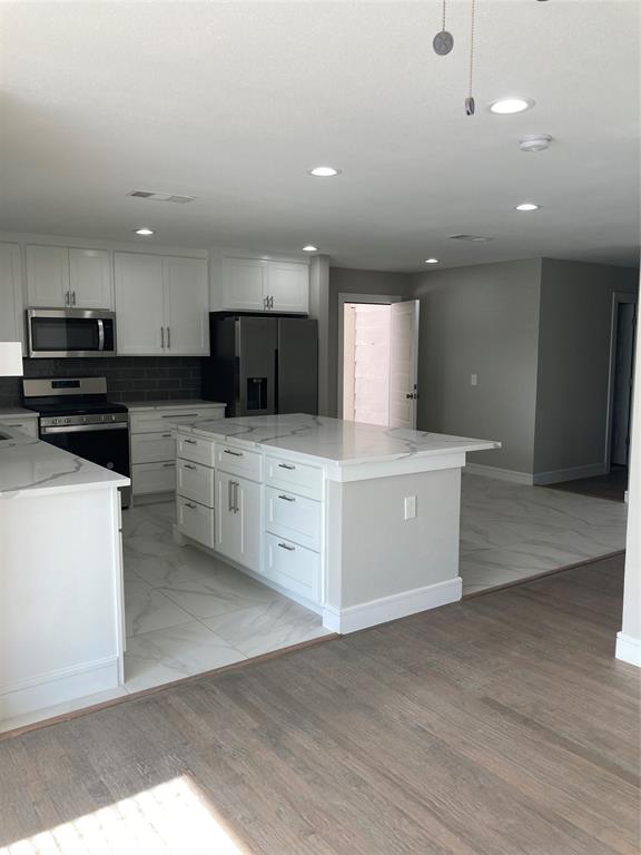 1817 Puritan Drive, Irving, TX 75061