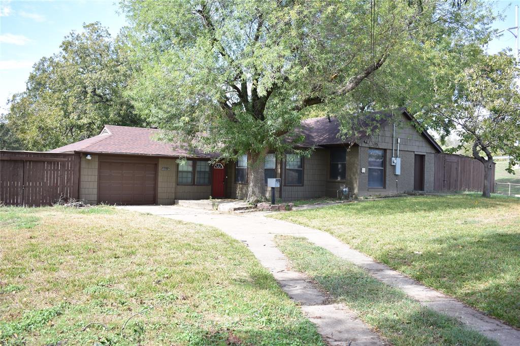 3923 Lawnview Avenue, Dallas, TX 75227
