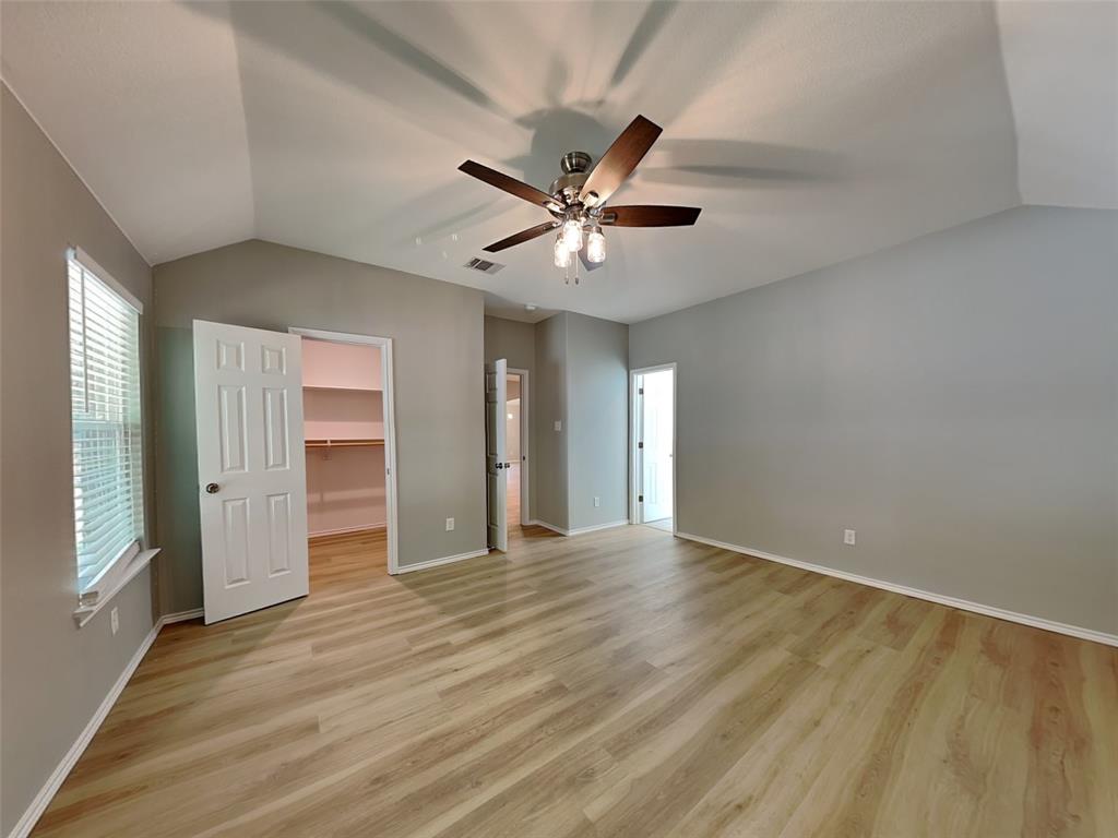 217 Richard Lane, Red Oak, TX 75154
