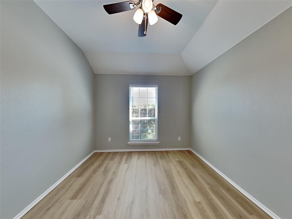 217 Richard Lane, Red Oak, TX 75154