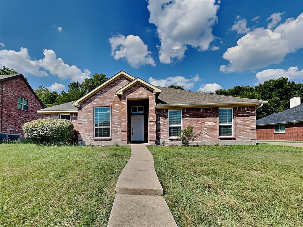 217 Richard Lane, Red Oak, TX 75154