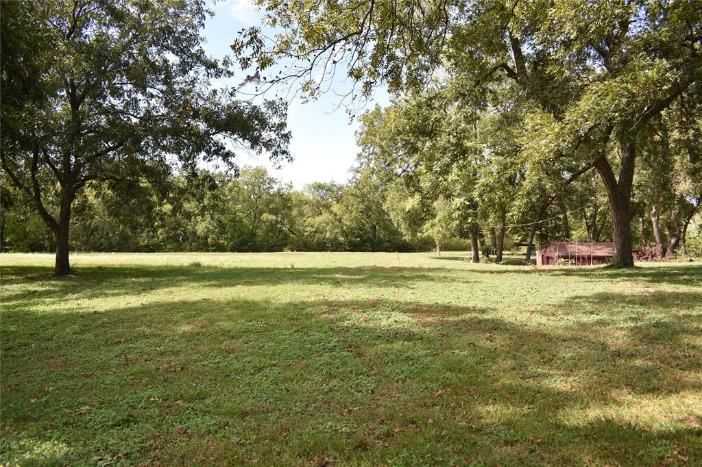 3933 Lawnview Avenue, Dallas, TX 75227