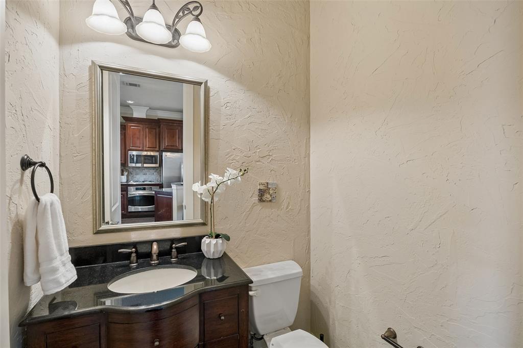 4085 Winsor Drive, Farmers Branch, TX 75244