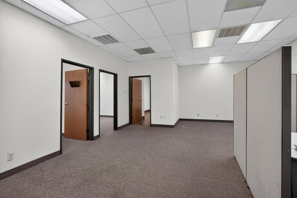 329 OAKS Trail, Garland, TX 75043