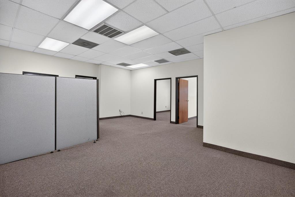 329 OAKS Trail, Garland, TX 75043