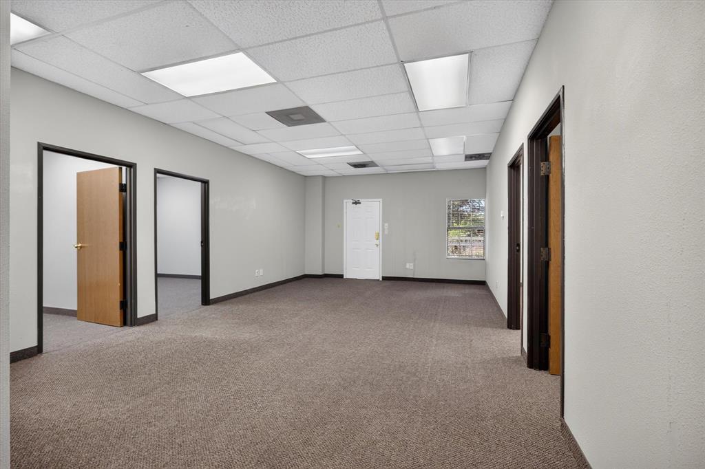329 OAKS Trail, Garland, TX 75043