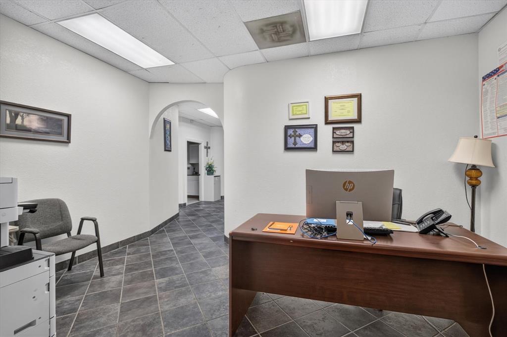 329 OAKS Trail, Garland, TX 75043