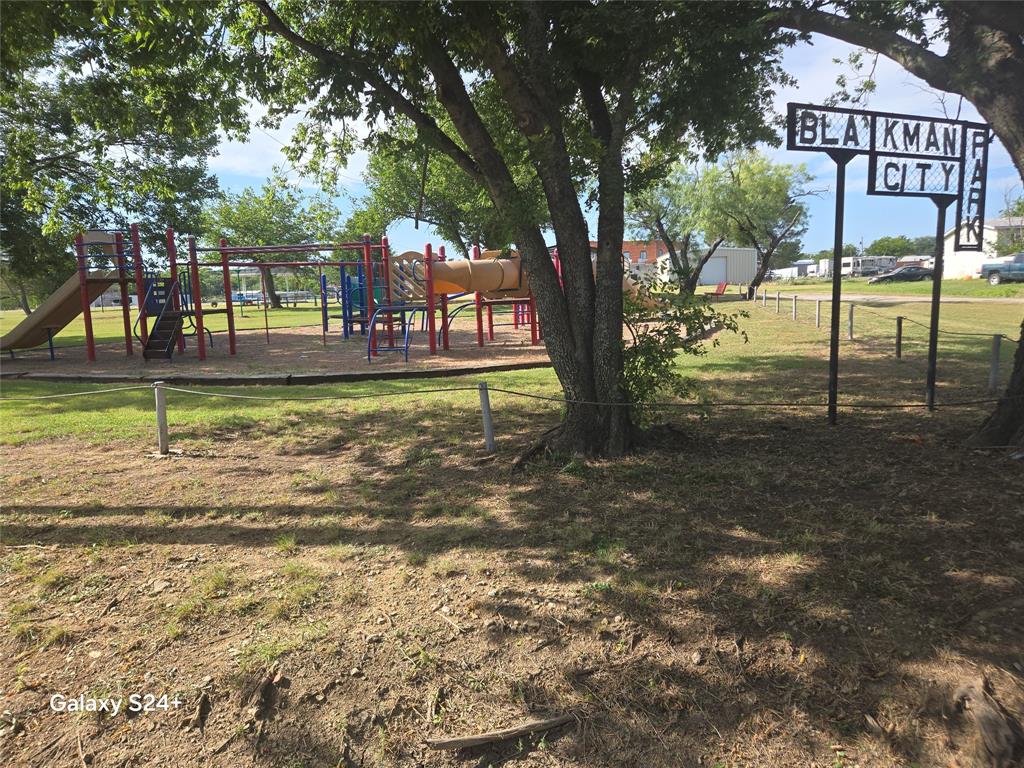 121 Peach, Graford, TX 76449