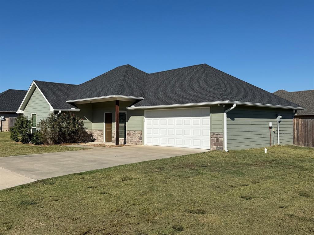 105 Oliver Wendell Court, Mount Vernon, TX 75457
