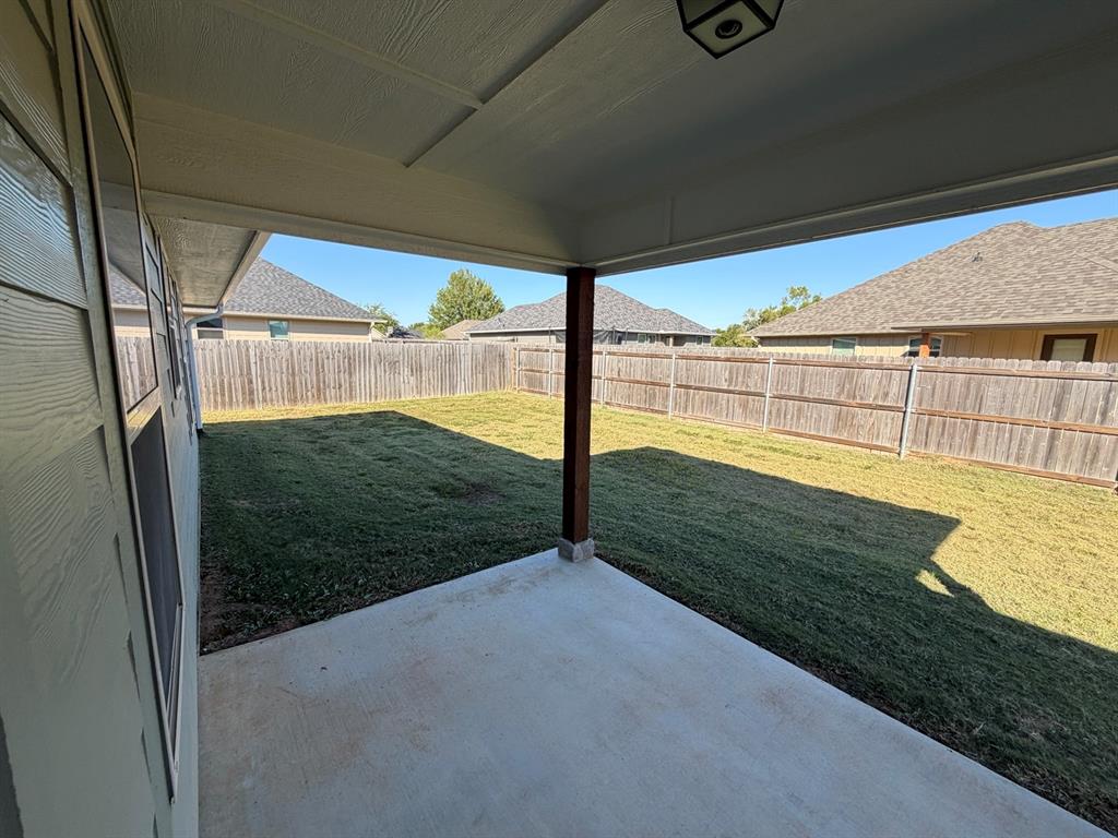 105 Oliver Wendell Court, Mount Vernon, TX 75457