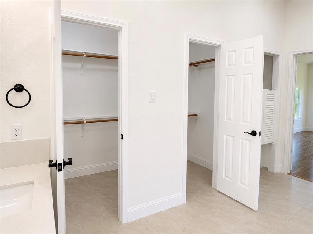 2400 Waterloo Lane, Mesquite, TX 75181