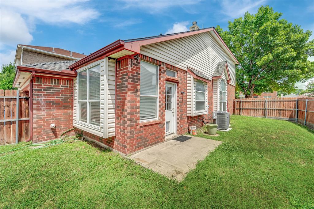 1410 Post Oak Drive, Rowlett, TX 75089