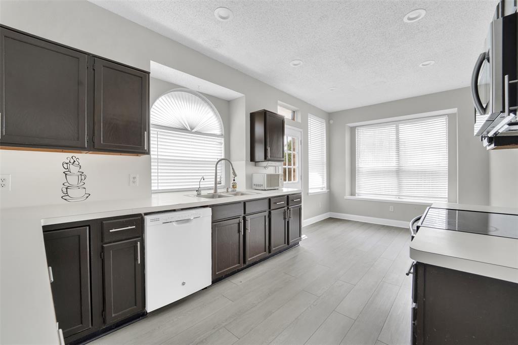 1410 Post Oak Drive, Rowlett, TX 75089