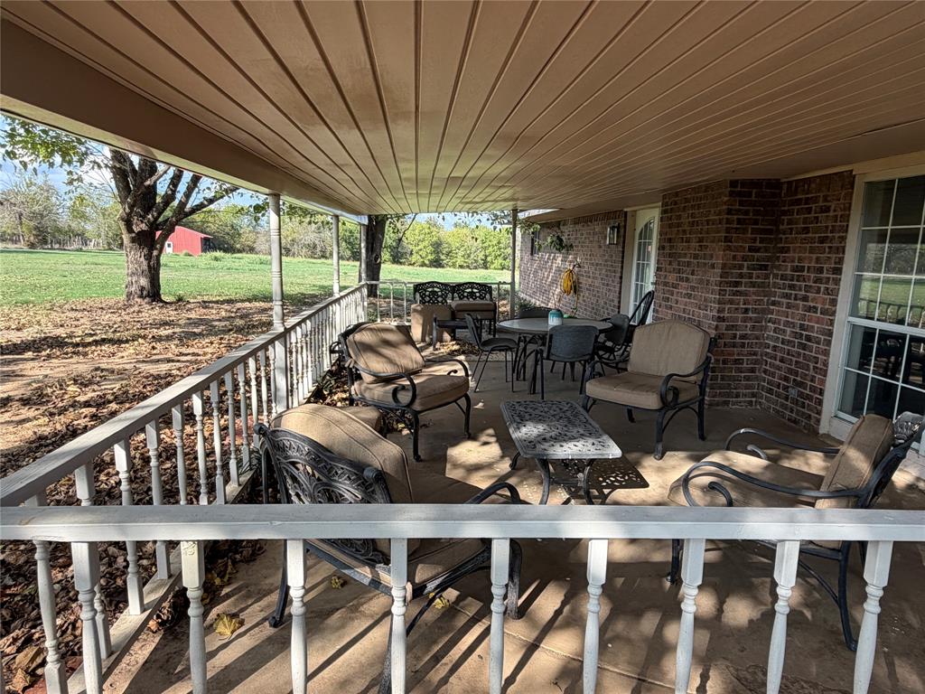 4426 Texas Highway 37 S, Clarksville, TX 75426