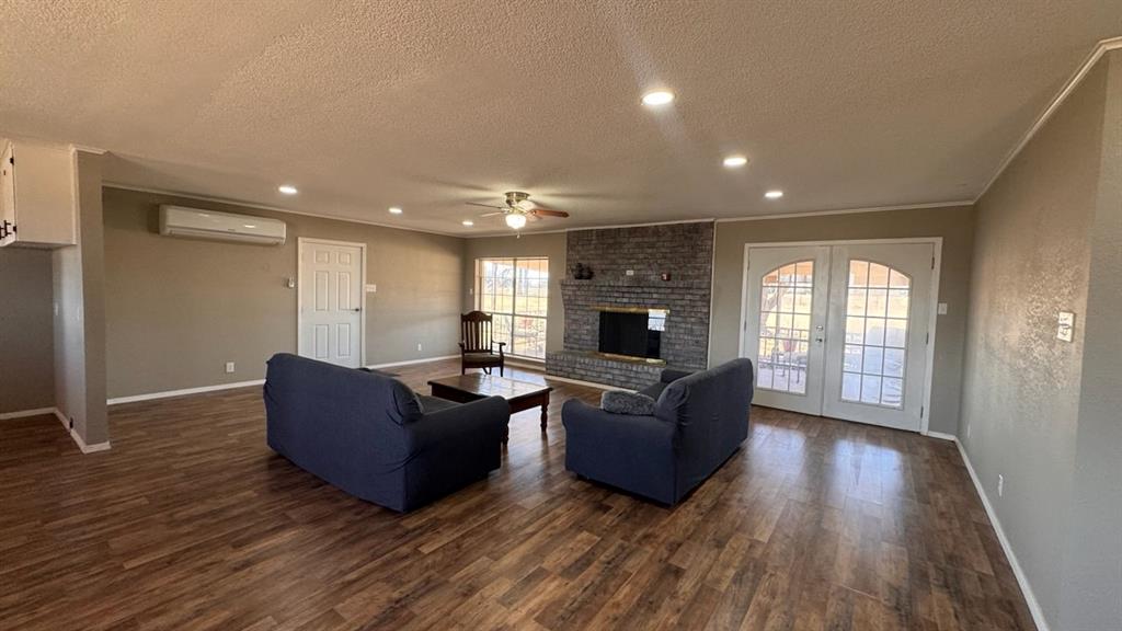 4426 Texas Highway 37 S, Clarksville, TX 75426