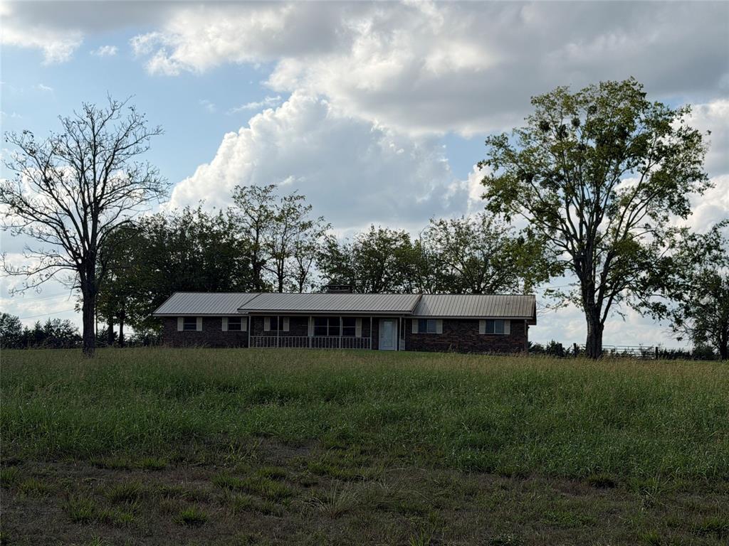4426 Texas Highway 37 S, Clarksville, TX 75426