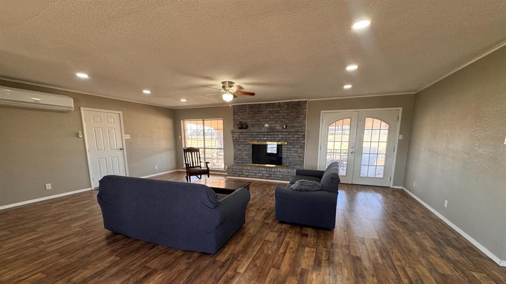 4426 Texas Highway 37 S, Clarksville, TX 75426