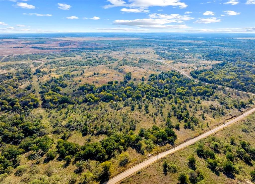 5 Barry Road, Henrietta, TX 76365
