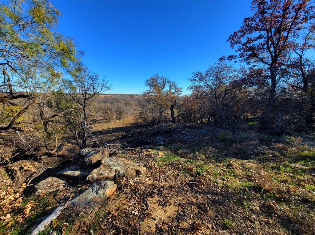 5 Barry Road, Henrietta, TX 76365