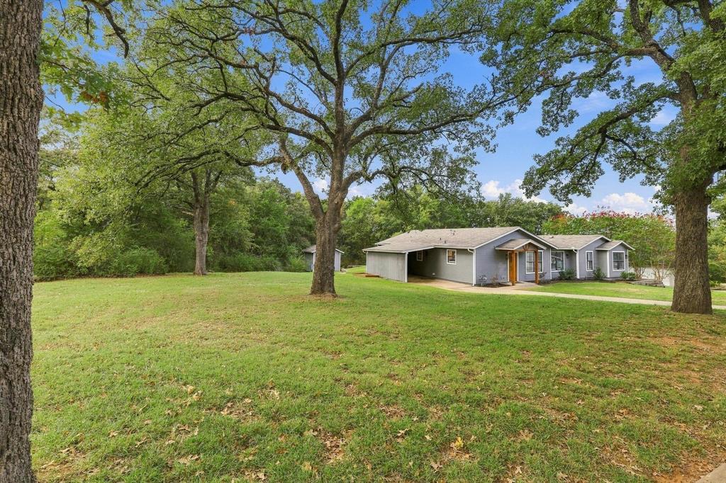 938 Amsden Street, Denison, TX 75020