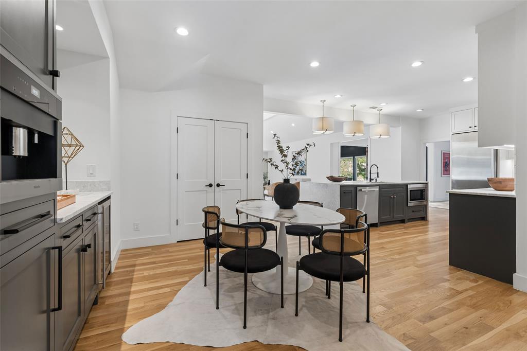 6962 Forest Glade Circle, Dallas, TX 75230