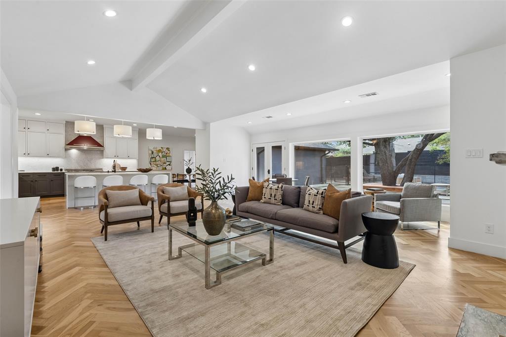 6962 Forest Glade Circle, Dallas, TX 75230