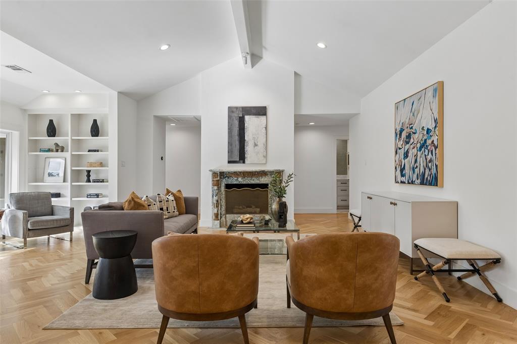 6962 Forest Glade Circle, Dallas, TX 75230