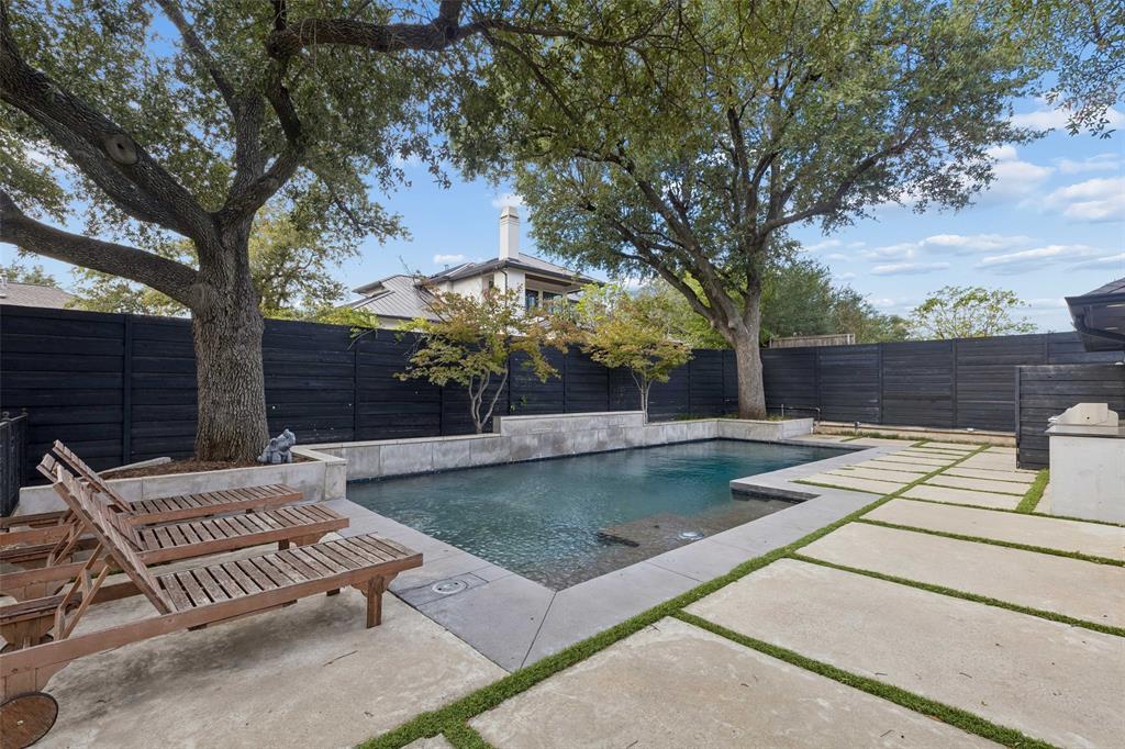 6962 Forest Glade Circle, Dallas, TX 75230