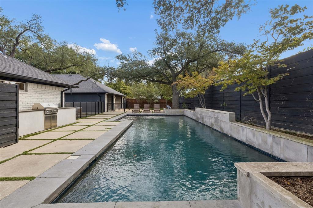 6962 Forest Glade Circle, Dallas, TX 75230