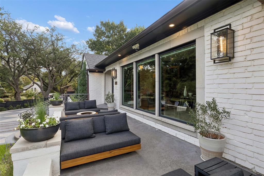 6962 Forest Glade Circle, Dallas, TX 75230