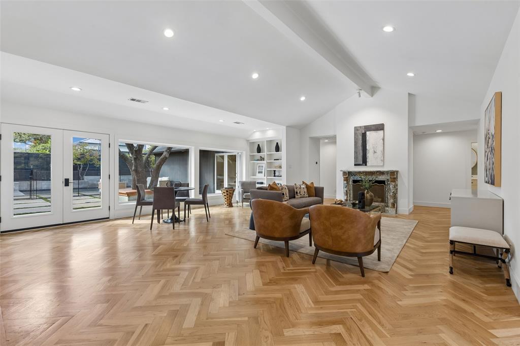 6962 Forest Glade Circle, Dallas, TX 75230