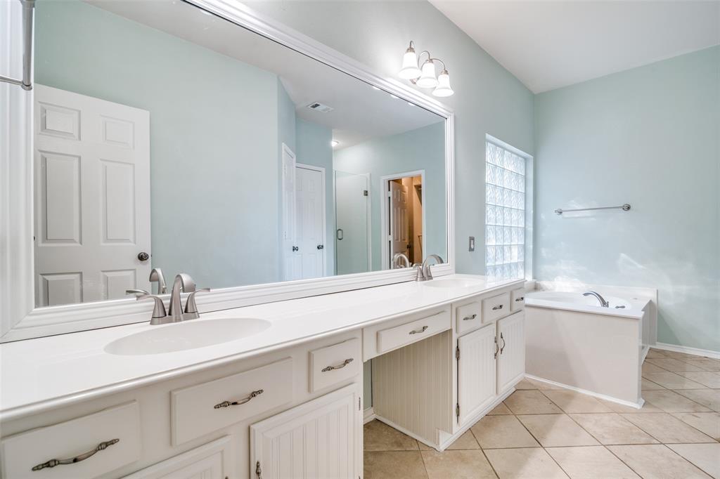 1802 Indian Trail, Rowlett, TX 75088