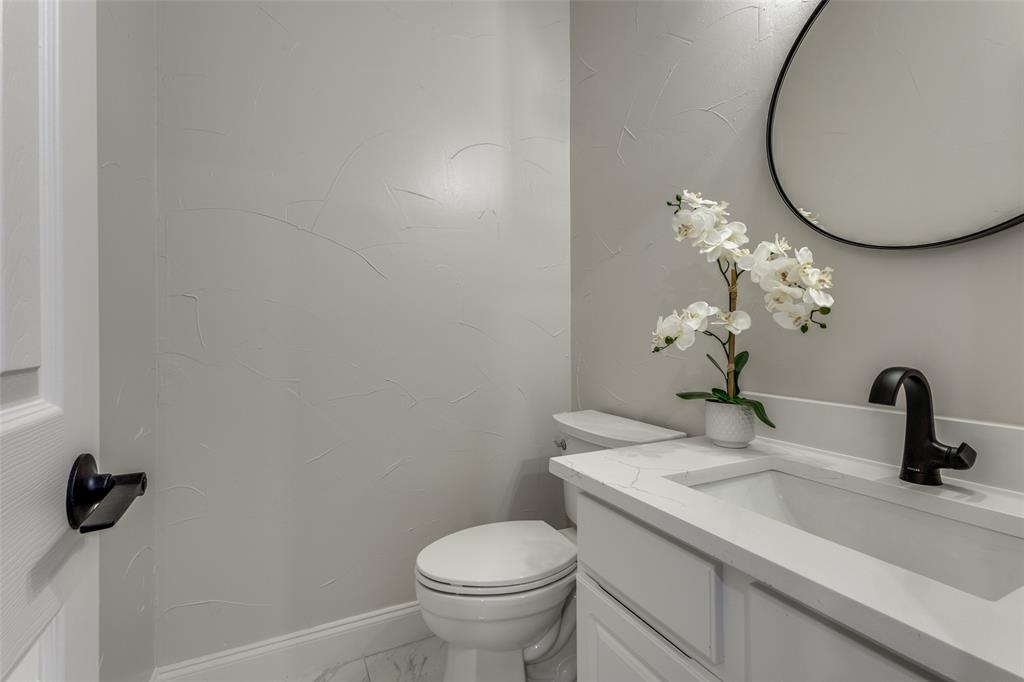 7800 Glenoaks Drive, Frisco, TX 75034