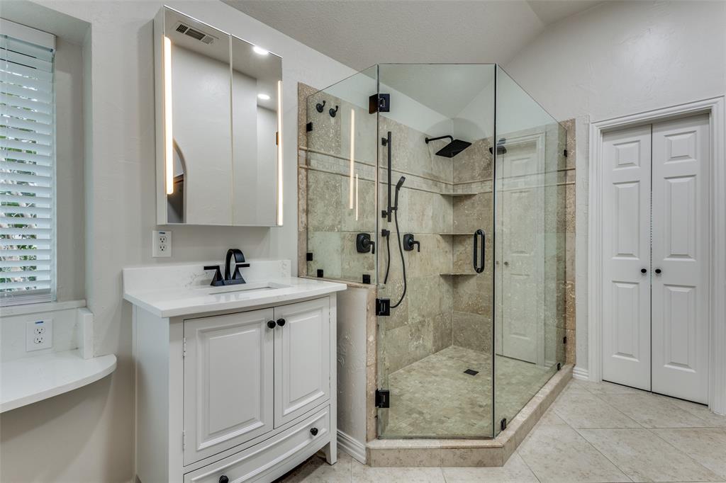 7800 Glenoaks Drive, Frisco, TX 75034