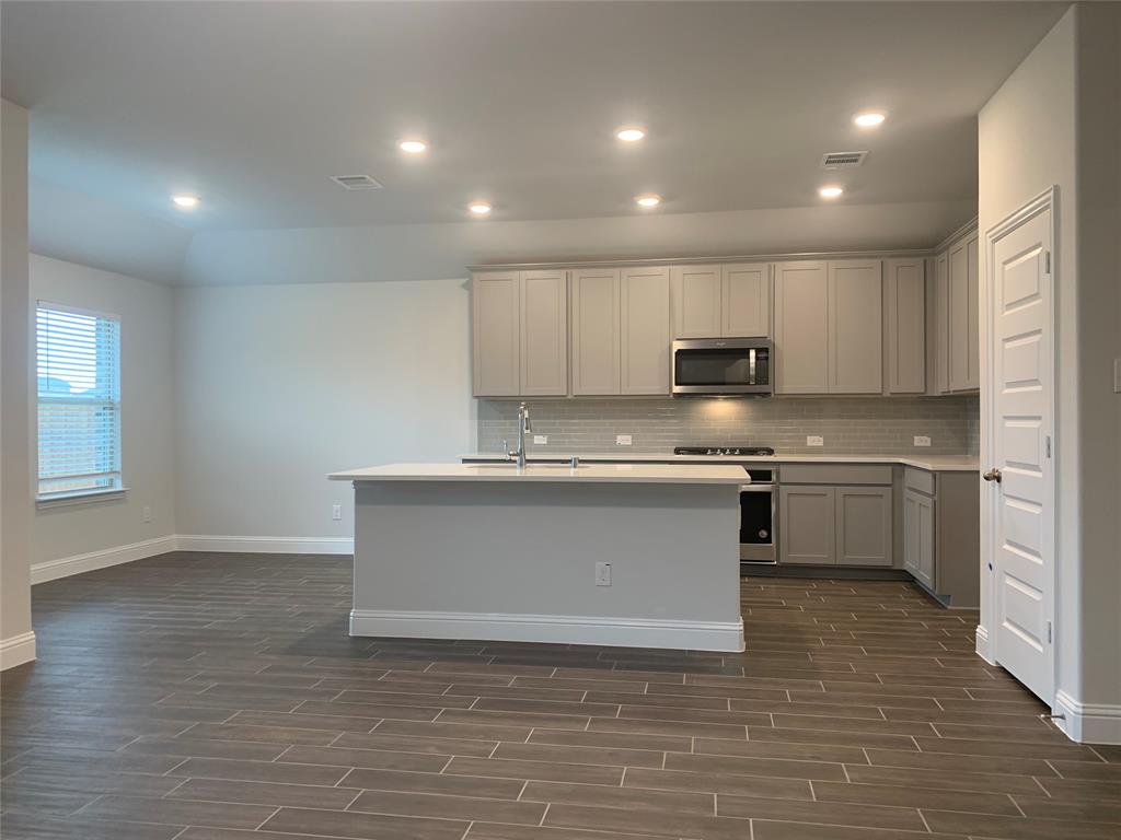 765 Knoxbridge Road, Forney, TX 75126