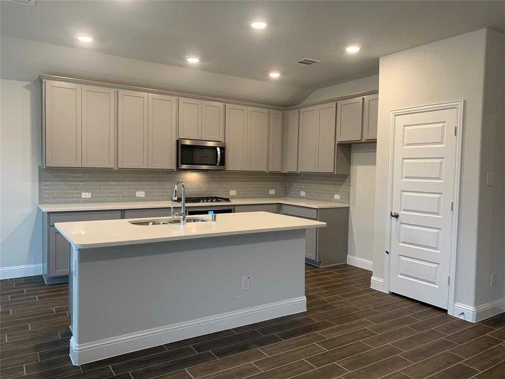 765 Knoxbridge Road, Forney, TX 75126
