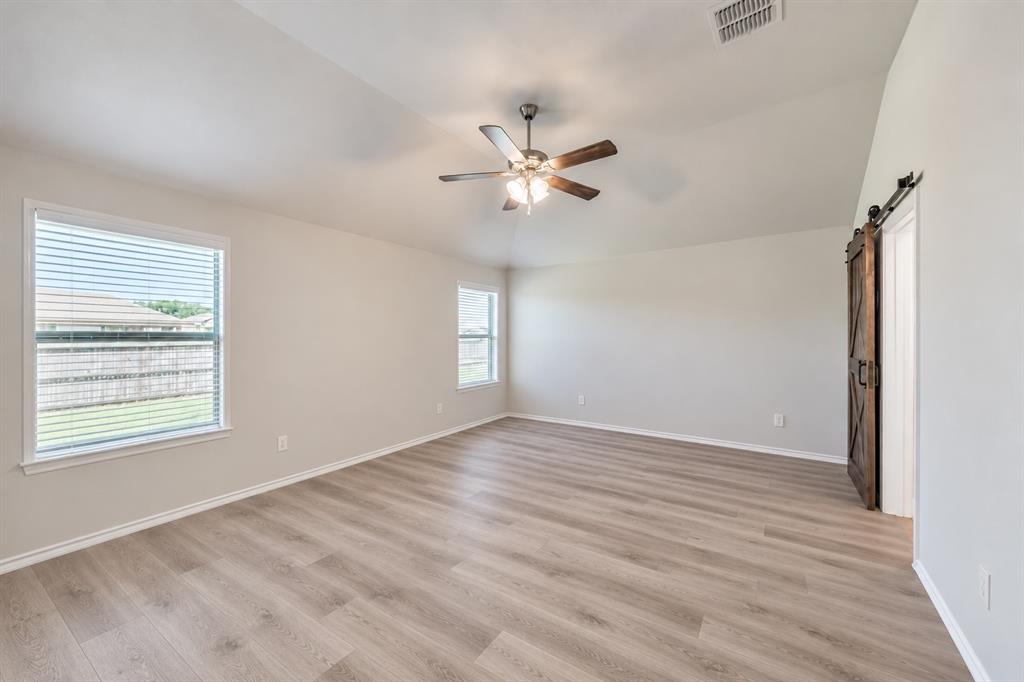 2532 Silver Fox Trail, Weatherford, TX 76087