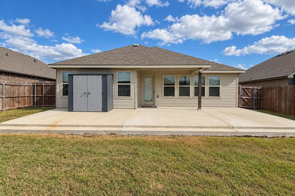 2532 Silver Fox Trail, Weatherford, TX 76087