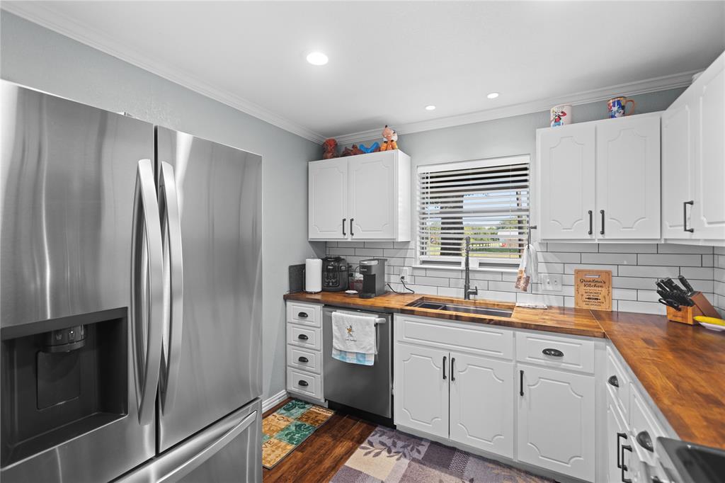 1625 Sugar Hill Road, Reno, TX 75462