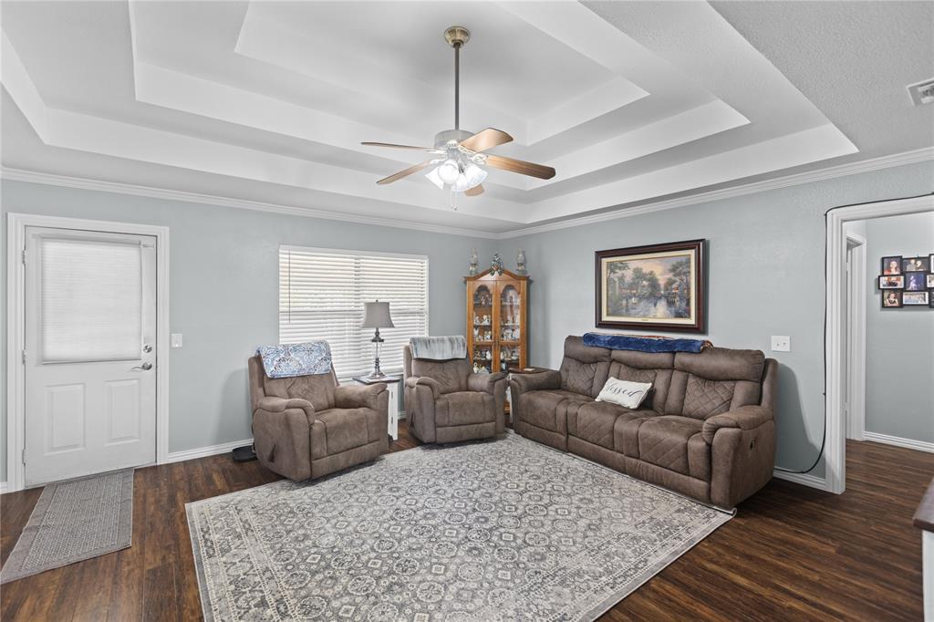 1625 Sugar Hill Road, Reno, TX 75462