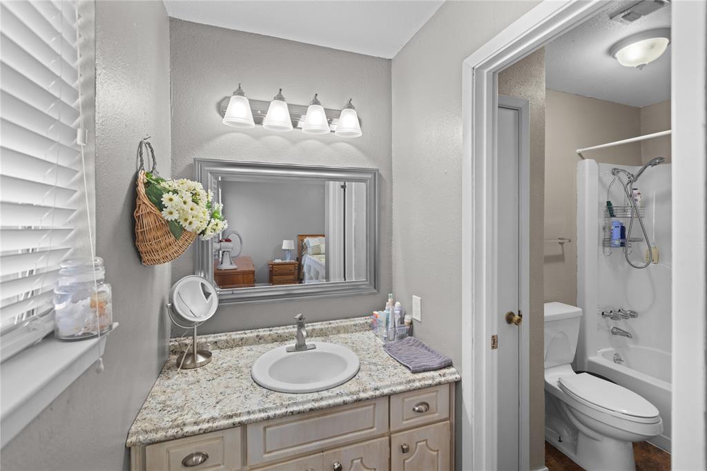 1625 Sugar Hill Road, Reno, TX 75462