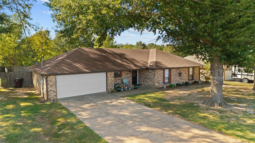 1625 Sugar Hill Road, Reno, TX 75462
