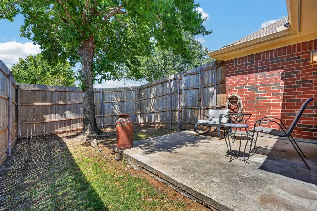 6105 Cheyenne Drive, The Colony, TX 75056