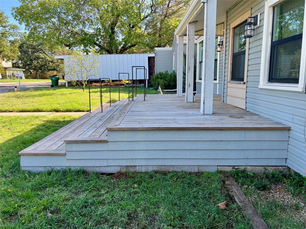 603 W Cedar Street, Nocona, TX 76255