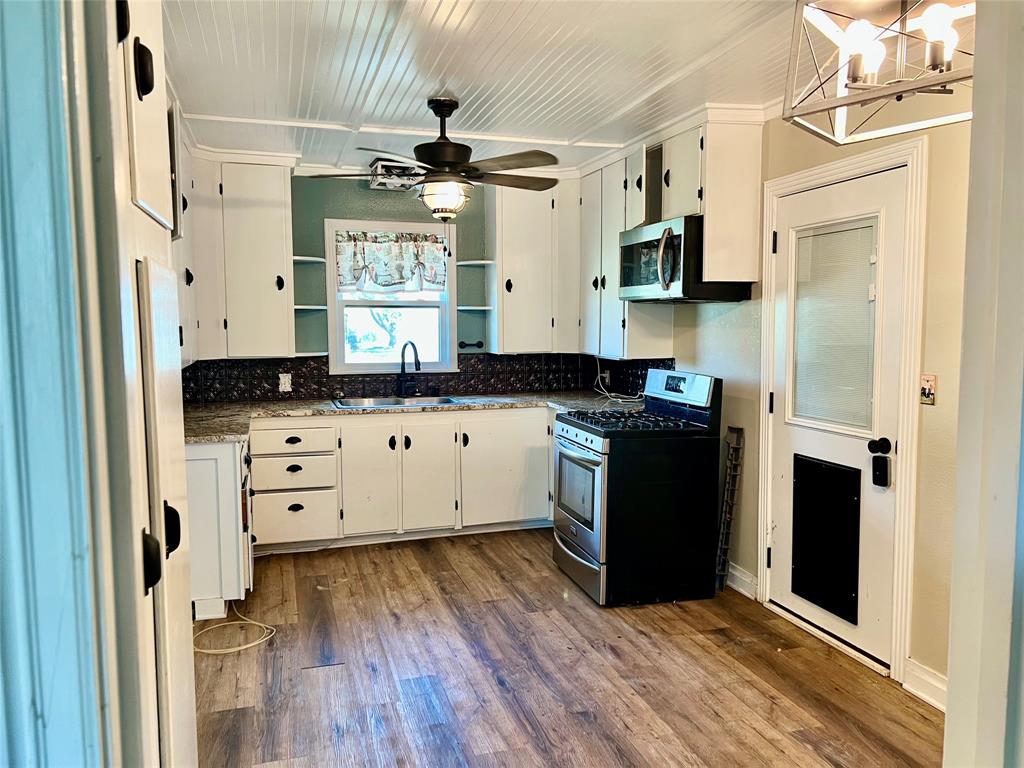 603 W Cedar Street, Nocona, TX 76255