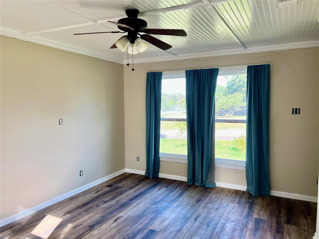 603 W Cedar Street, Nocona, TX 76255