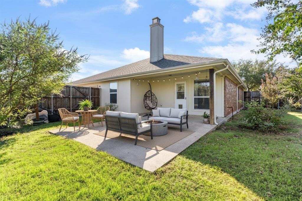 Virtually staged patio