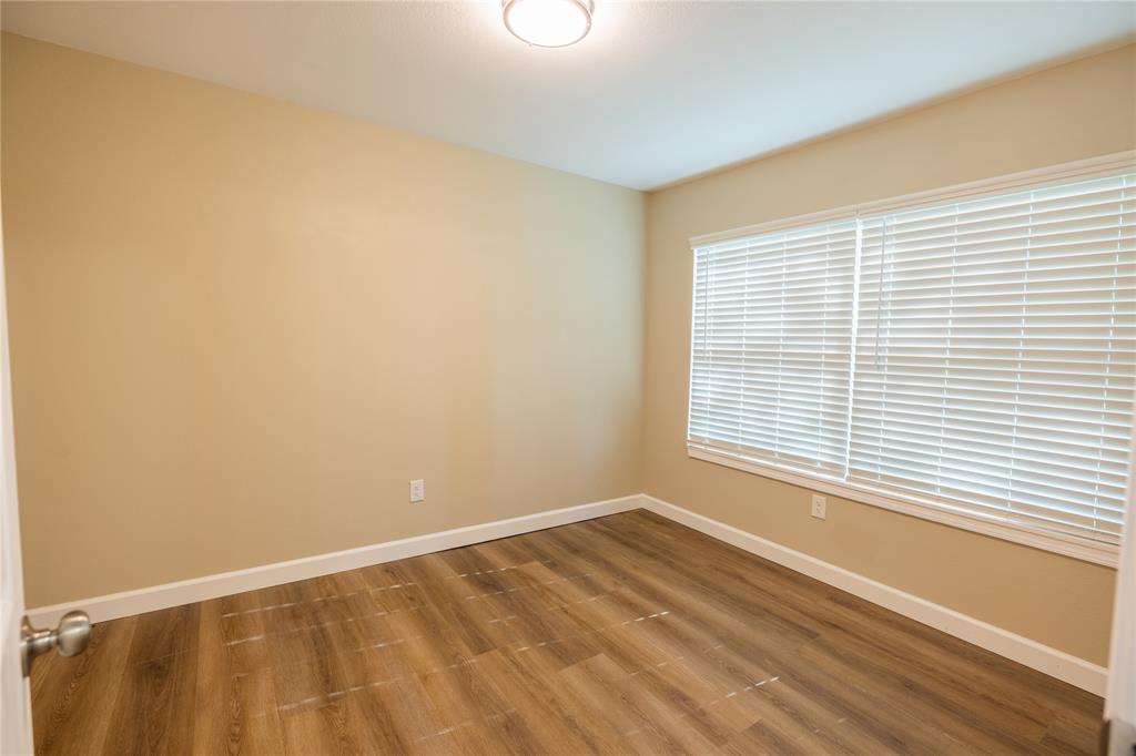 4th bedroom/office off of the entry