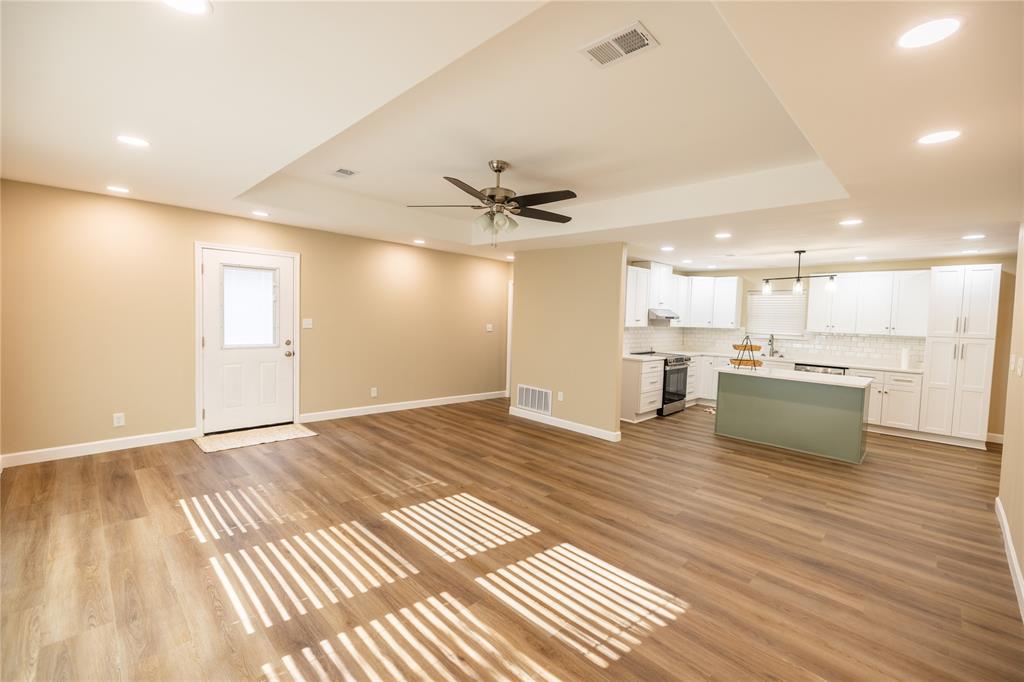 742 Henderson Street, Wills Point, TX 75169