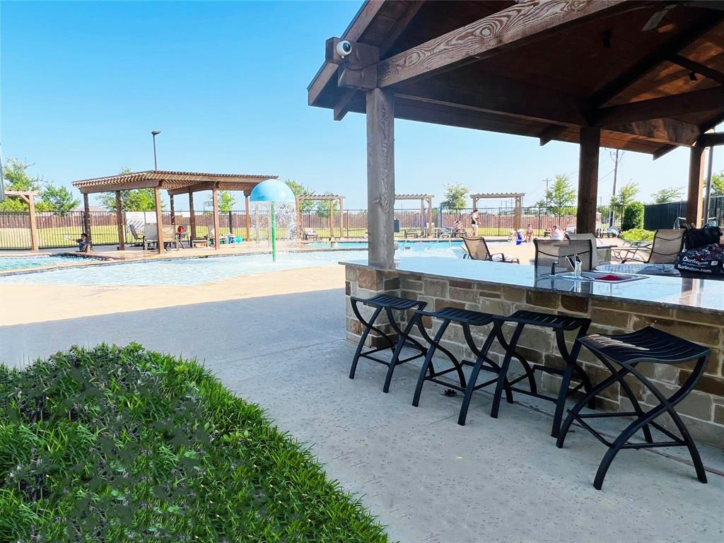 1709 Helmoken Falls Drive, Anna, TX 75409